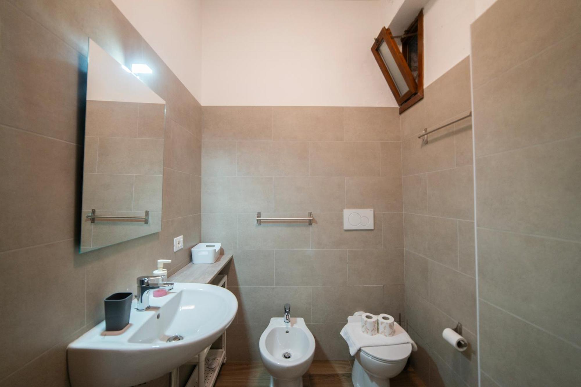 Twin Grande, Grazioso Pied-A-Terre A Venezia Lägenhet Exteriör bild
